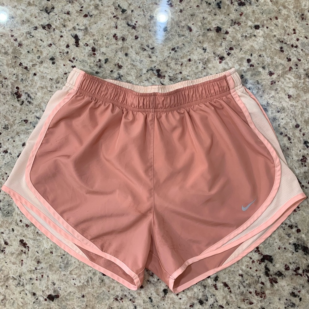Women’s Medium Nike Shorts ~ Dusty Rose/Pink